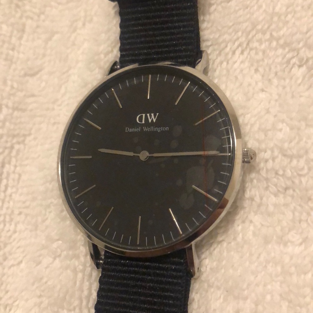 Daniel Wellington classic black cornwall watch